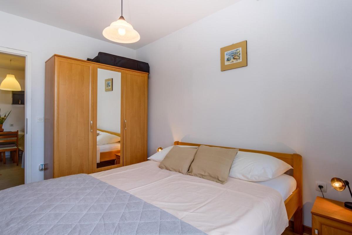 Apartmani Nadalina Veli Lošinj Exterior foto