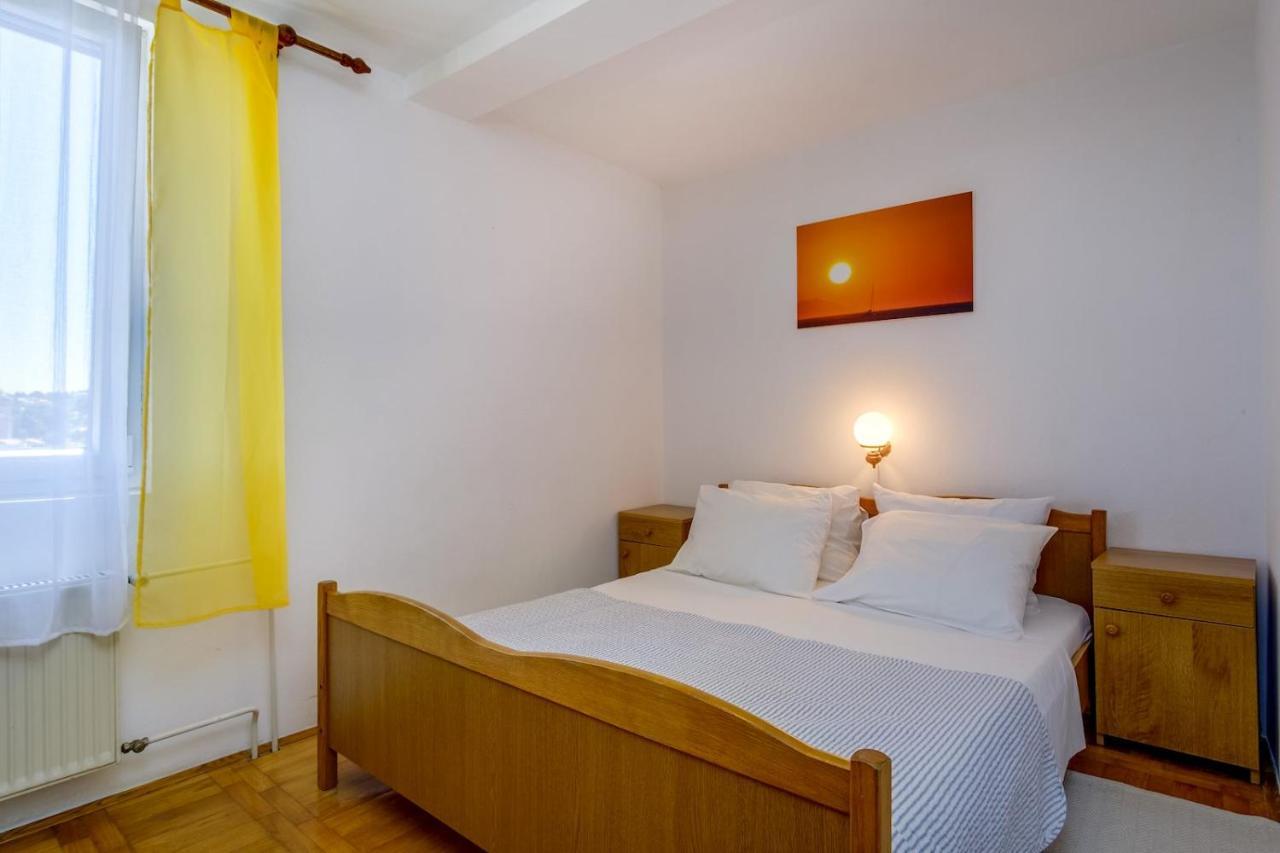 Apartmani Nadalina Veli Lošinj Exterior foto